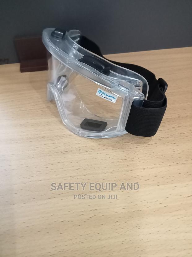 Anti-Fog Protective Goggles