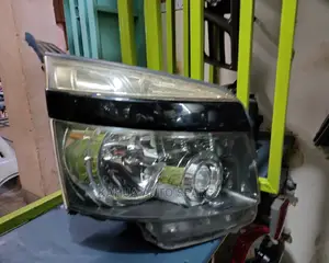 Voxy 2007/2008 Xenon Headlights