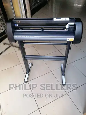 Plotter Vinyl Cutter Machine Available