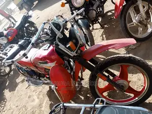 Captain CP150-10 2022 Red