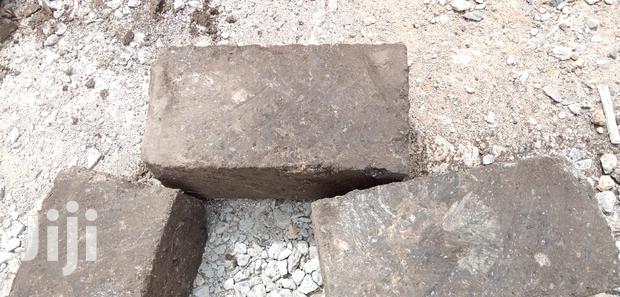 Machine Cut Stones - thumbnail 2