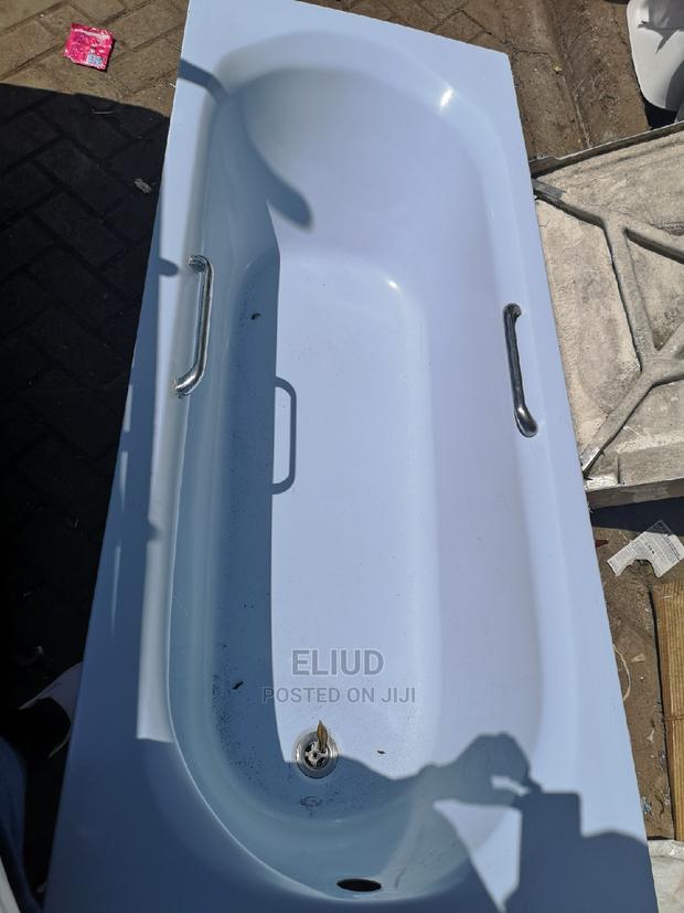 Coloured Bathtub3 - thumbnail 2