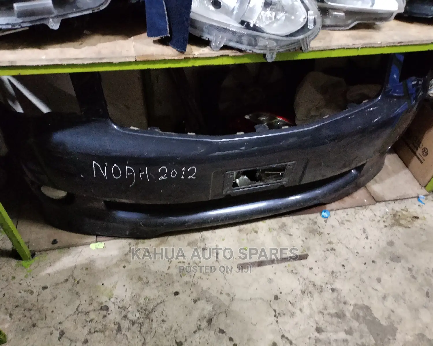 Front Bumper Noah 2012