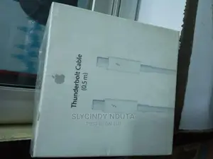 Apple Thunderbolt Cable (0.5m)
