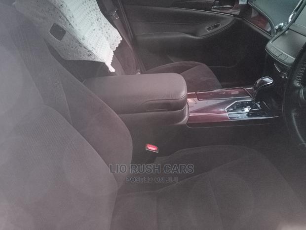 Toyota Crown 2015 Blue - thumbnail 4