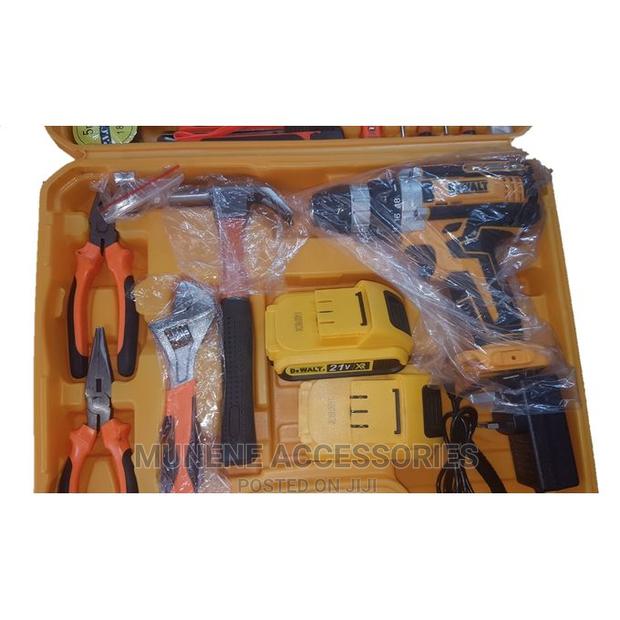 Dewalt 129pc 48v Cordless Electric Drill 2 Rechargeable Batteries - thumbnail 3
