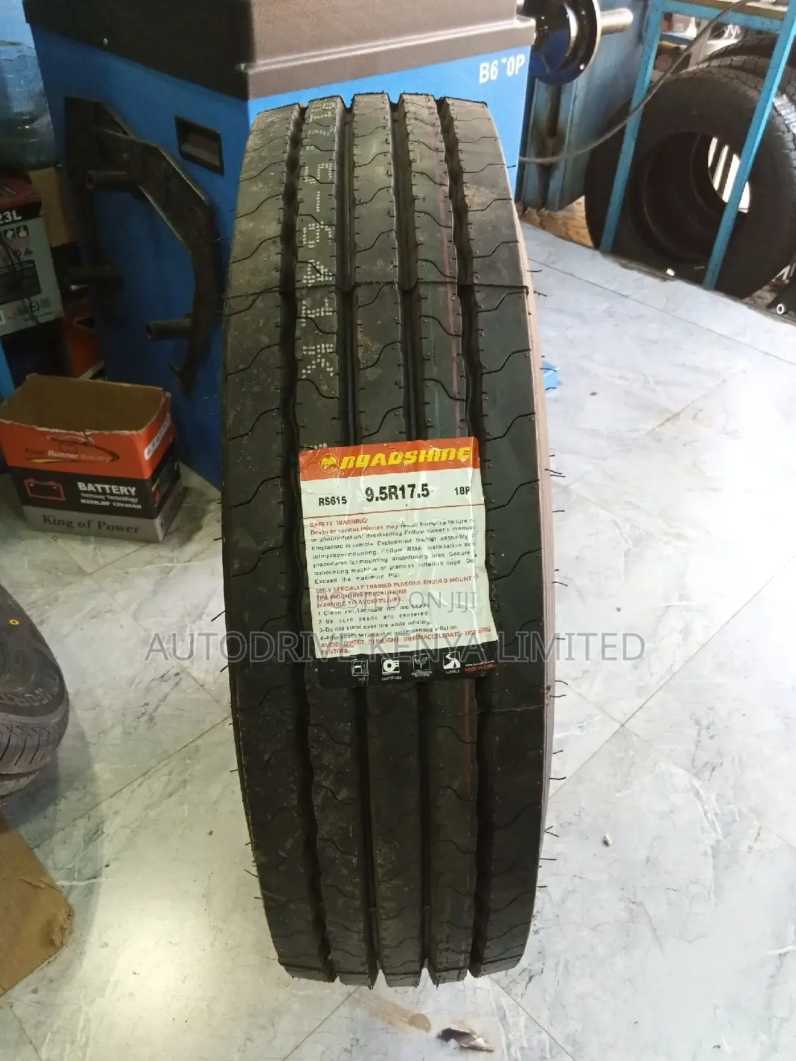 9.5R17.5 Roadshine Tyre