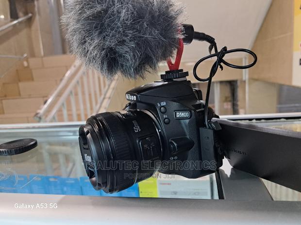 Nikon D5600