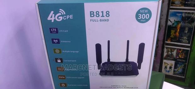 B818 4G Lte 4 Antenna Sim Router - main view