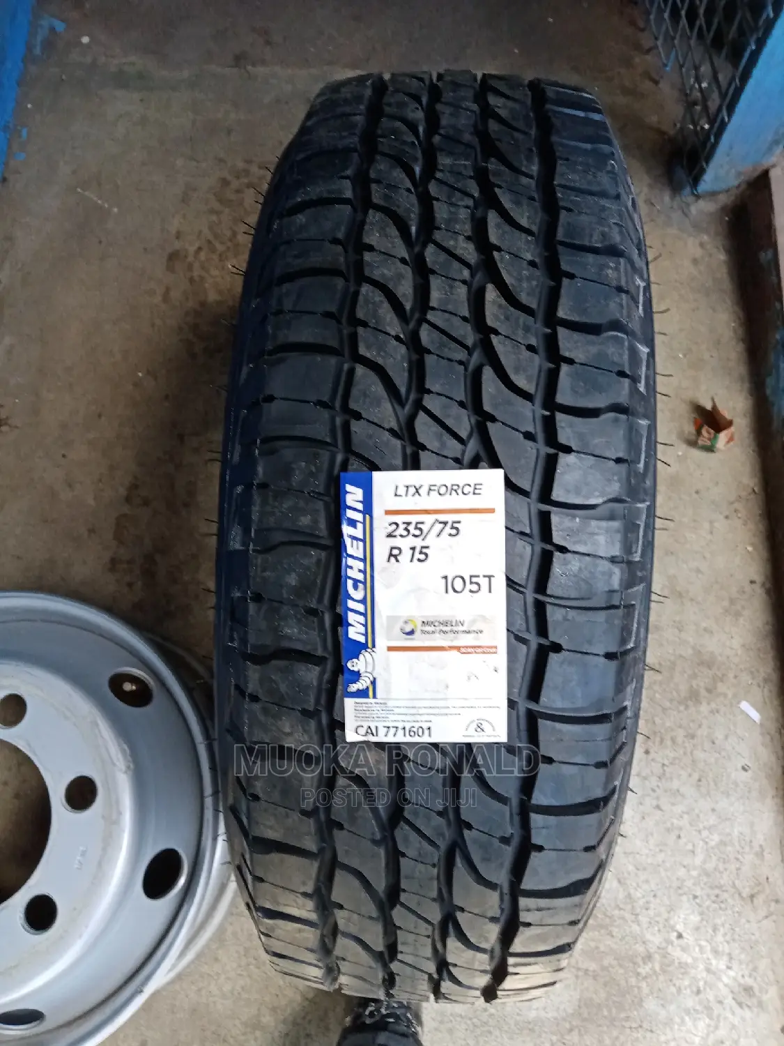 235/75r15 Michelin Tyre Made in Thailand