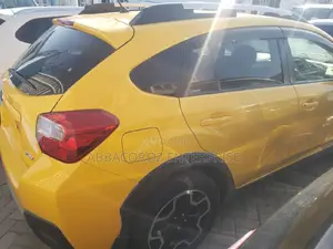 Subaru XV Sport Package 2016 Yellow