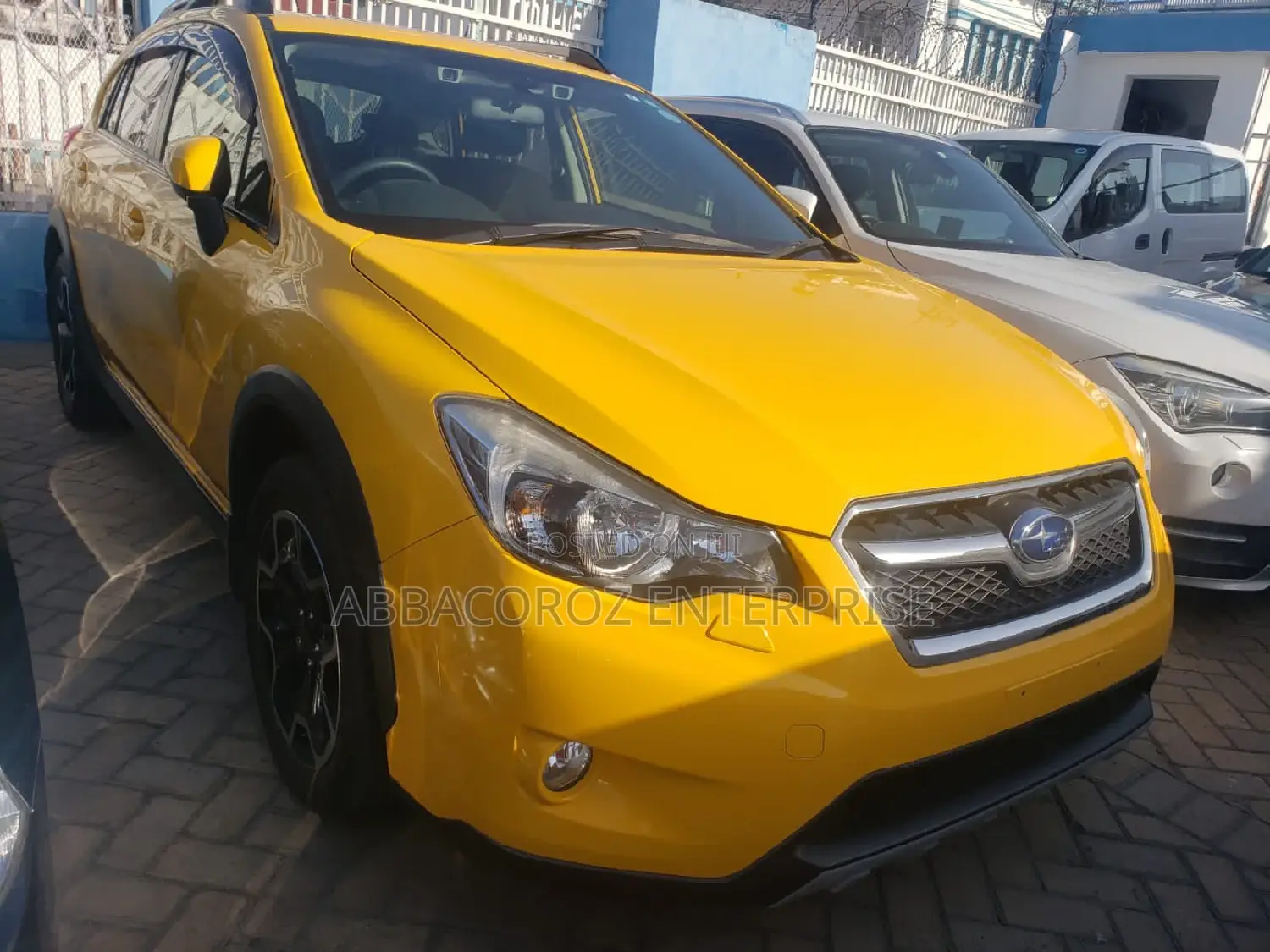 Subaru XV Sport Package 2016 Yellow
