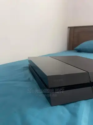 Ps4 , 2 Pads and Call of Duty