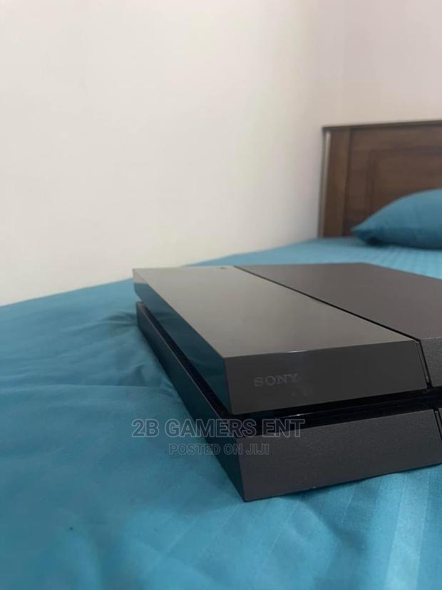 Ps4 , 2 Pads and Call of Duty - thumbnail 6