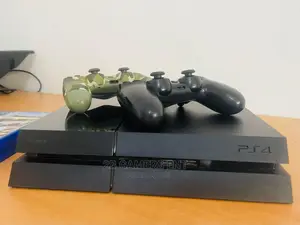Ps4 , 2 Pads and Call of Duty