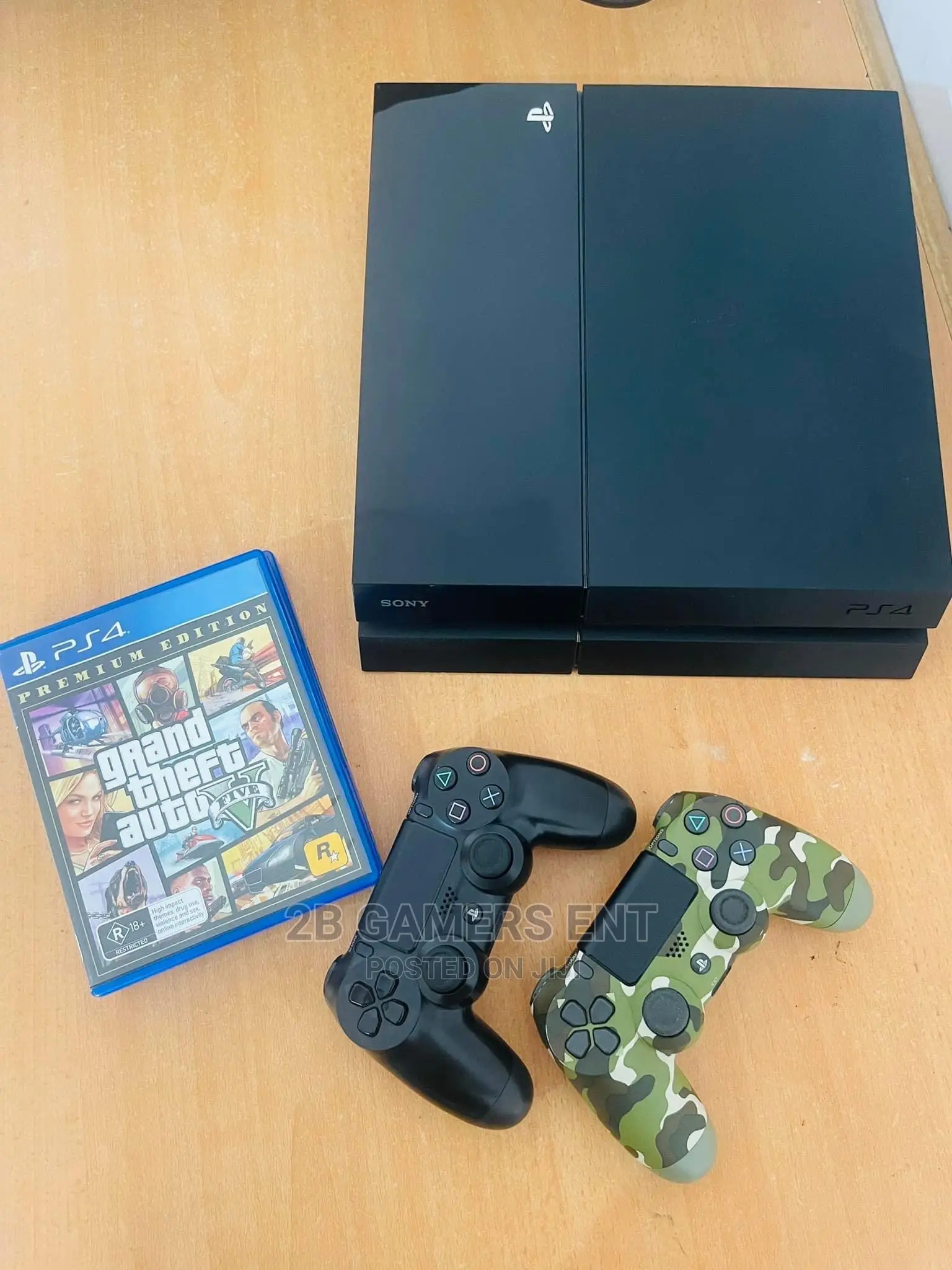 Ps4 , 2 Pads and Call of Duty