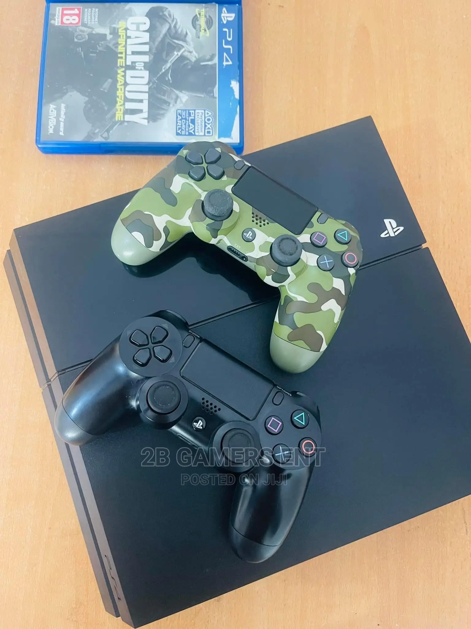 Ps4 , 2 Pads and Call of Duty