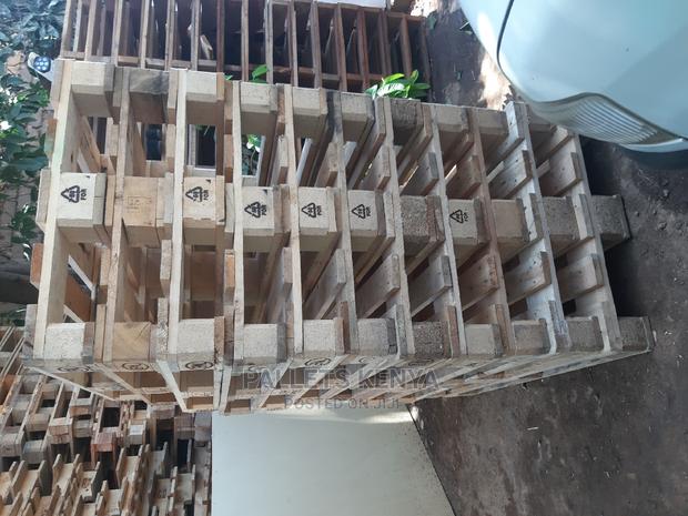 Wood Pallets- 098 - main view