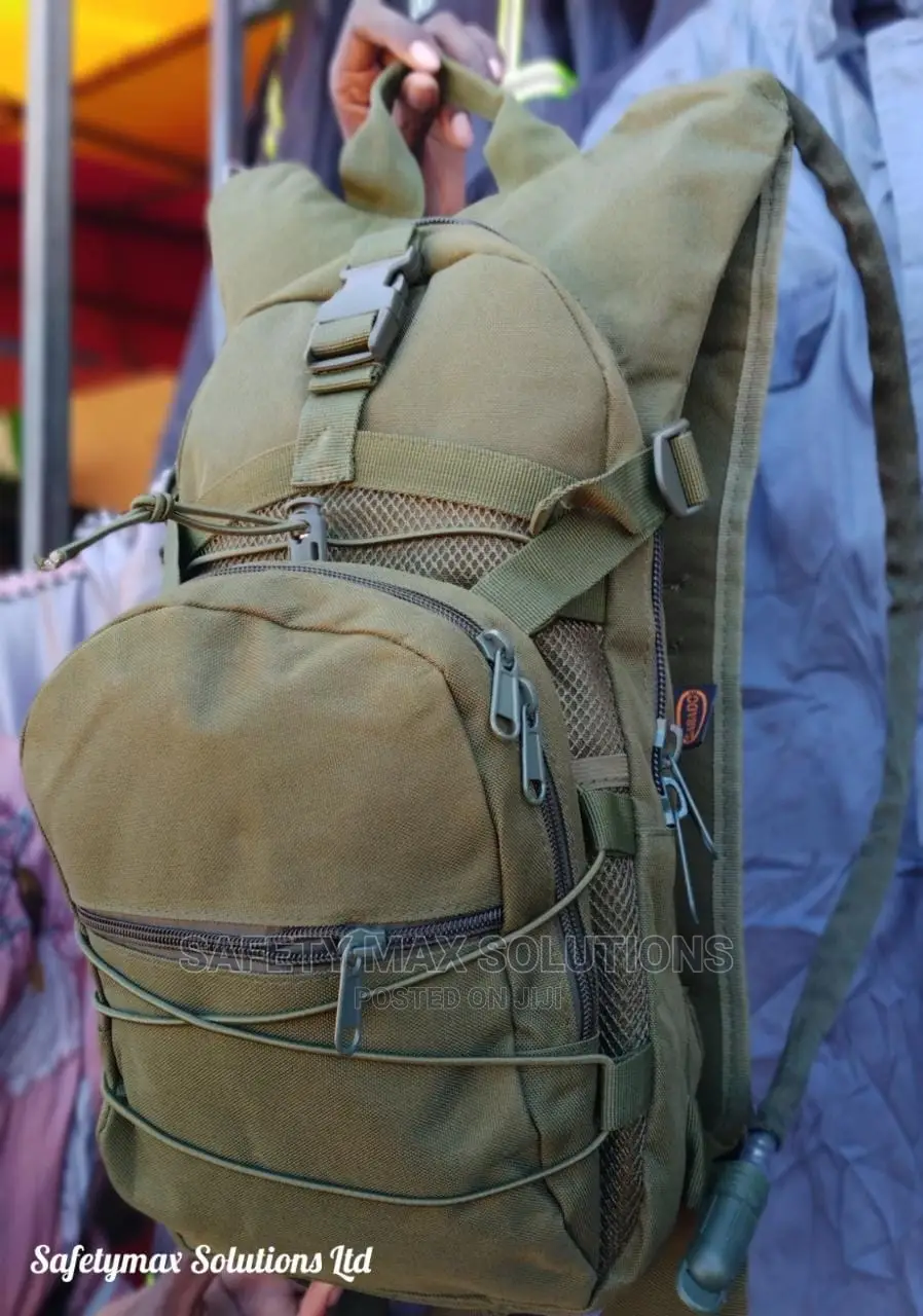 Camel Bag/Hydration Bag/Hiking Bag