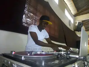 Dj Dj Kit for Hire