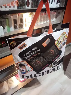 Digital TV Aerial + 10mtrs Cable
