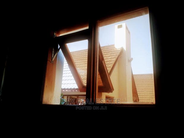 7bdrm Mansion in Ridgeways for Sale - thumbnail 19