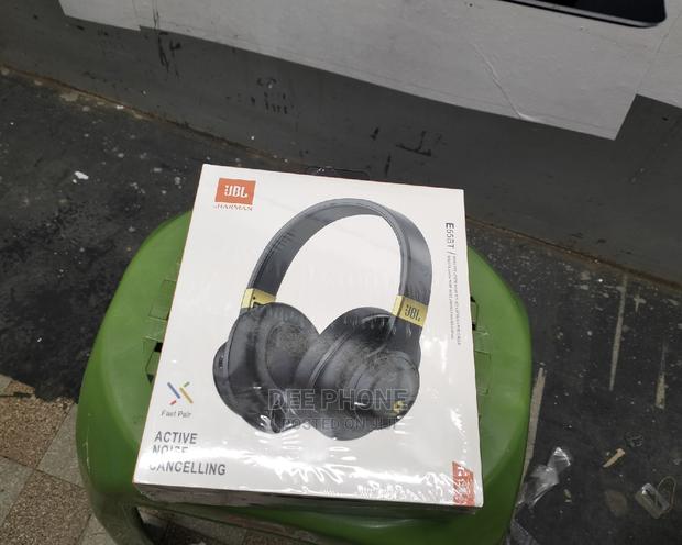 JBL E55bt Bluetooth Headphones - thumbnail 2