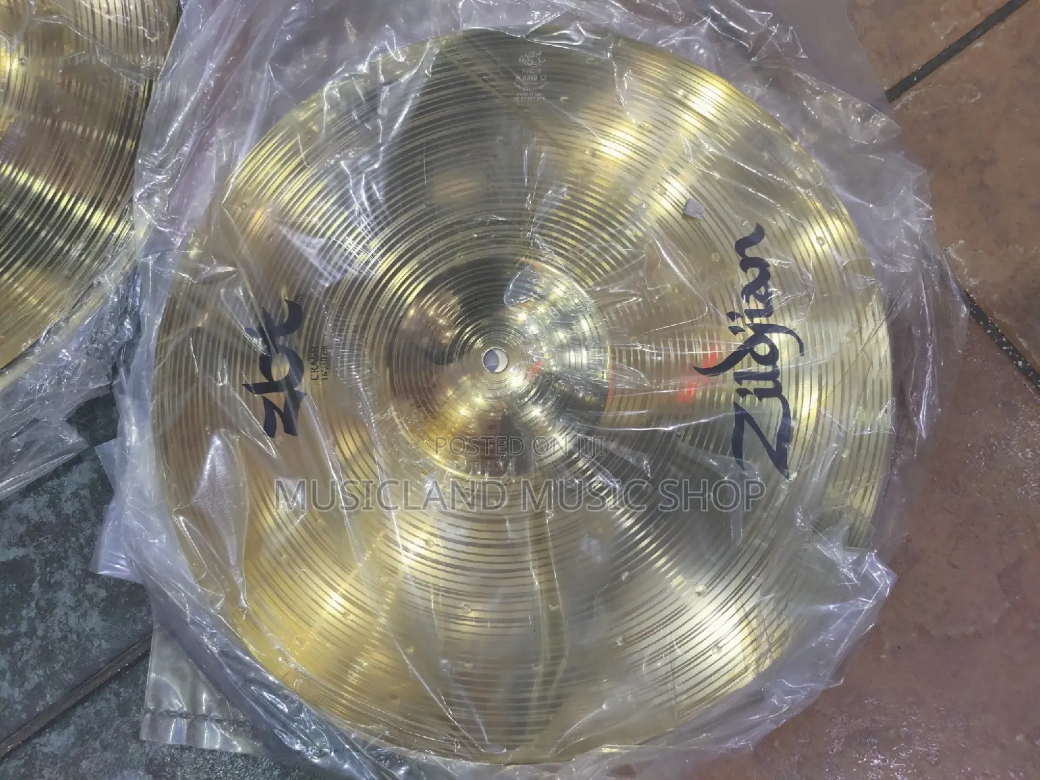 Cymbal 40cm 16 Inches