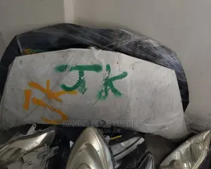 Honda Fit 2008/2009/2010/2011/2012 Bonnet