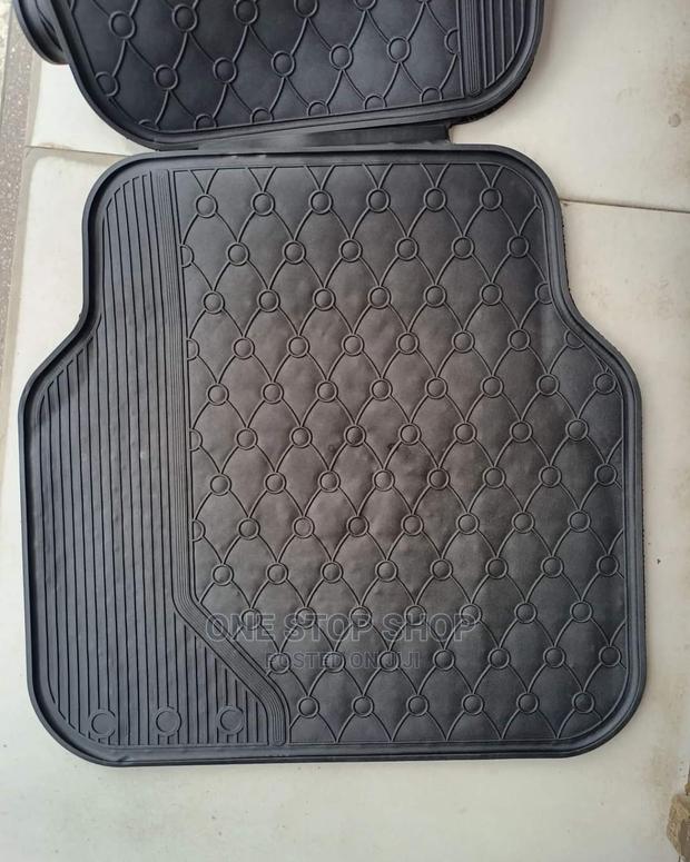 Nissan Black Car Carpet Floor Mats - thumbnail 2