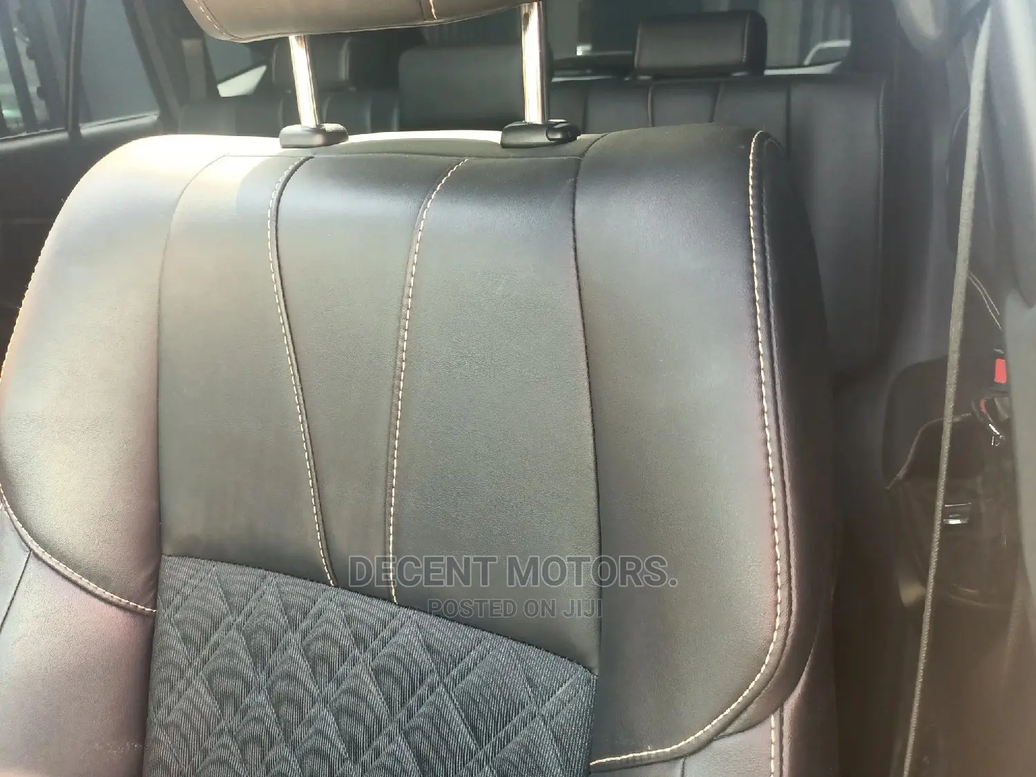 Toyota Harrier 2.0 2016 Black