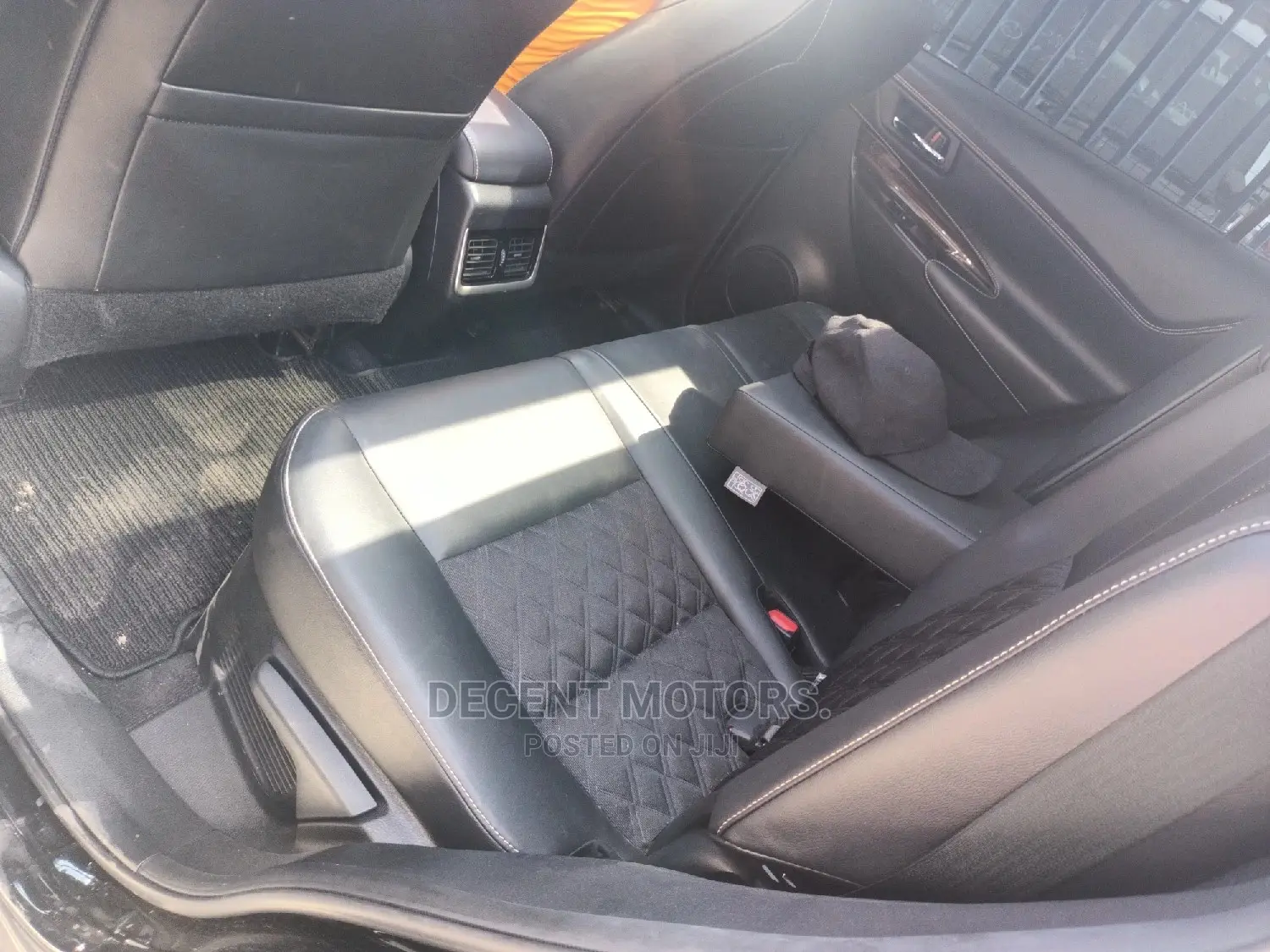 Toyota Harrier 2.0 2016 Black