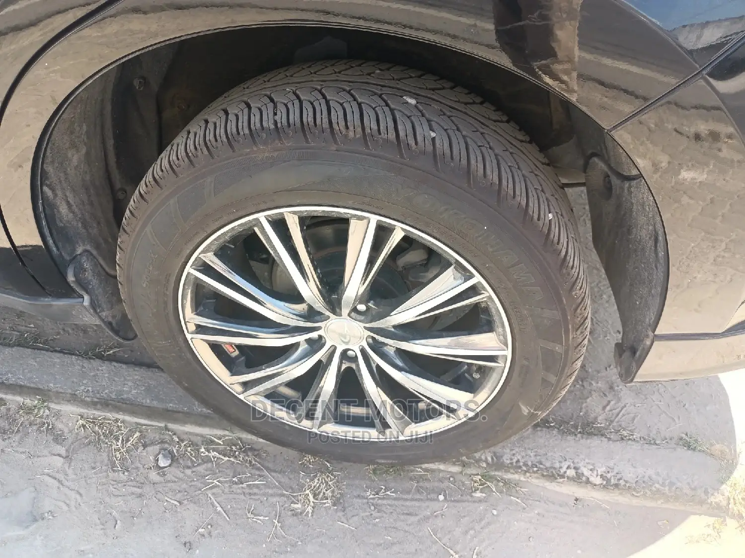 Toyota Harrier 2.0 2016 Black