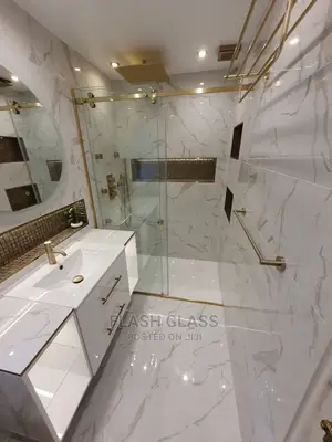 Customized Shower Cubicles