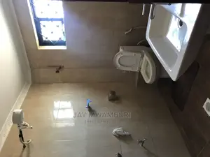 5bdrm Maisonette in Katani for Sale