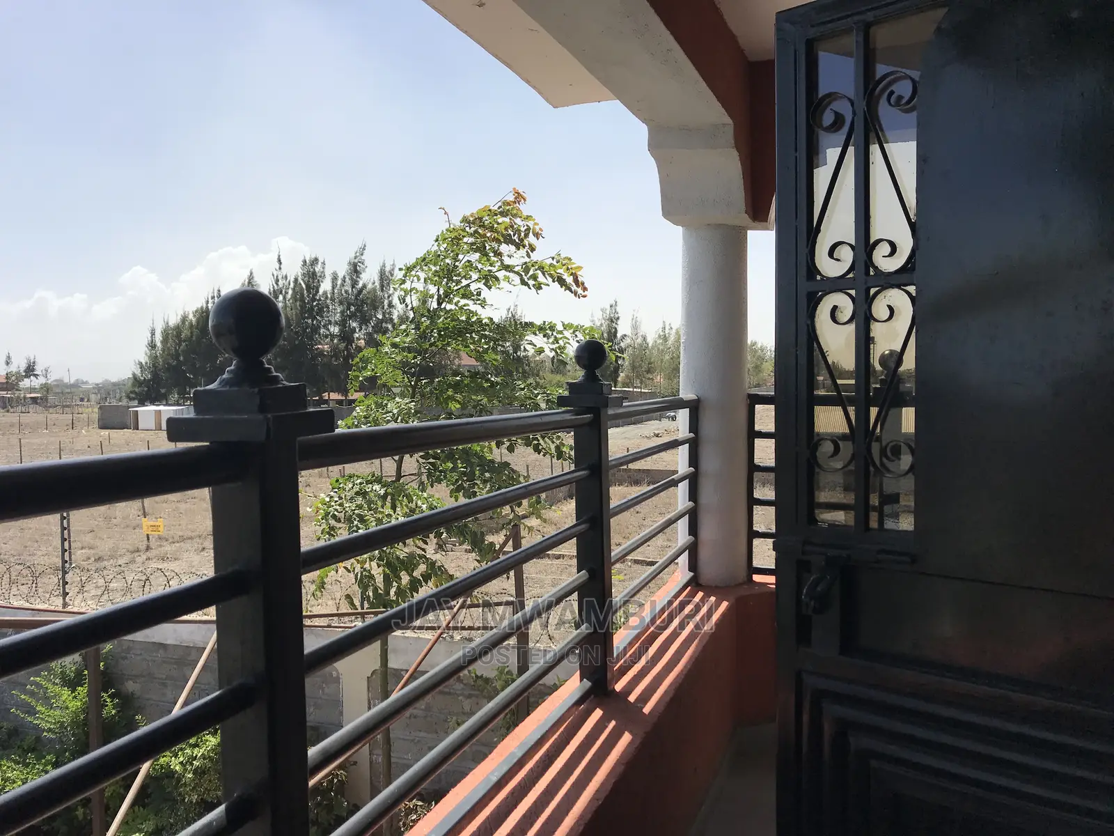 5bdrm Maisonette in Katani for Sale