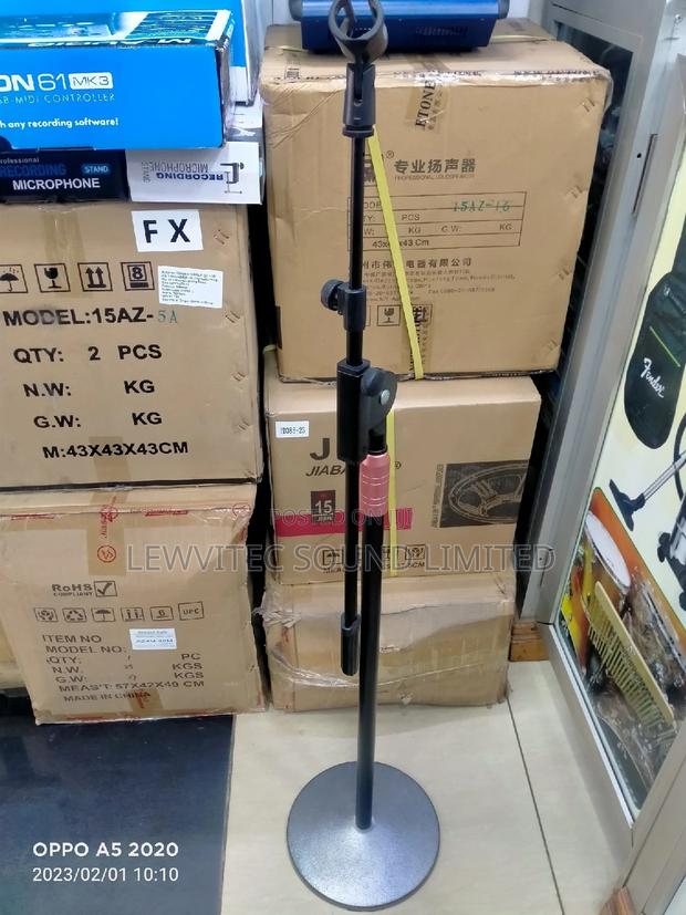 Round Bass Heavy Microphone Stand