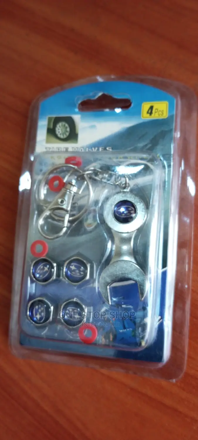 4pcs Tire Valve Caps + Key Holder With Subaru Label