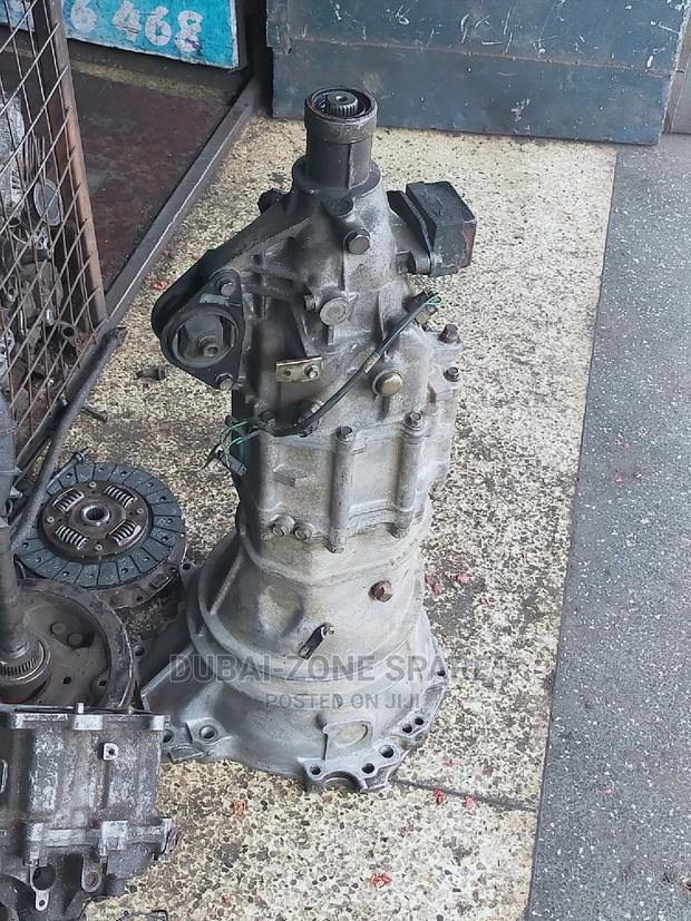 Vanette, Mazda Dongo Gearboxes R2,Lf8available. - thumbnail 3