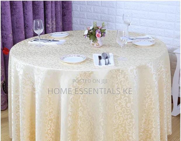 150cm Round Table Cloth Polyester Jacquard Cream, White