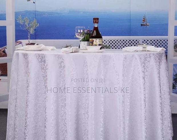 150cm Round Table Cloth Polyester Jacquard Cream, White - thumbnail 3