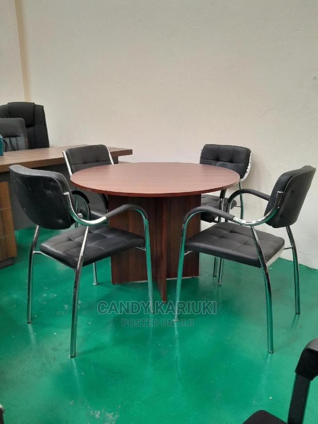 Meeting Set Up Set (A Table Plus 4 Chairs)