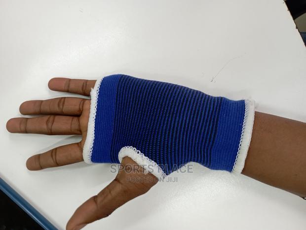 Palm Support - thumbnail 2