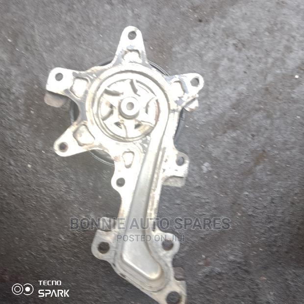 Vitz/Ractis 1NR Water Pump - main view