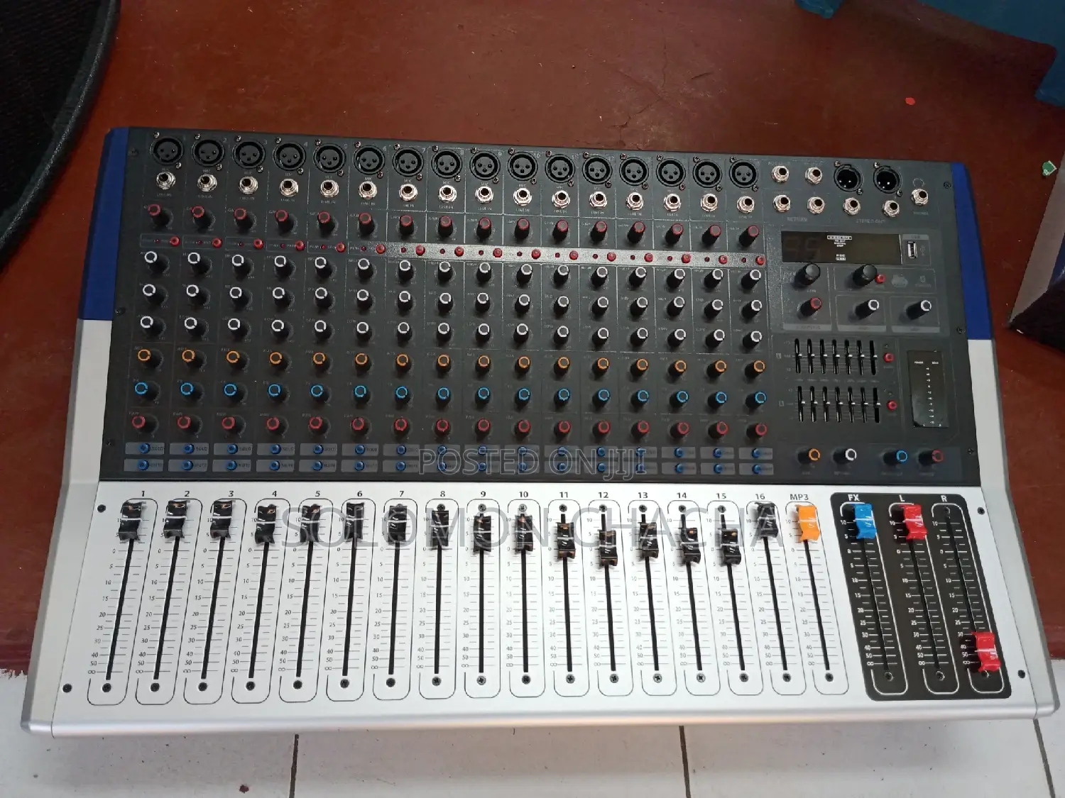 16 Channel Pro Mixer