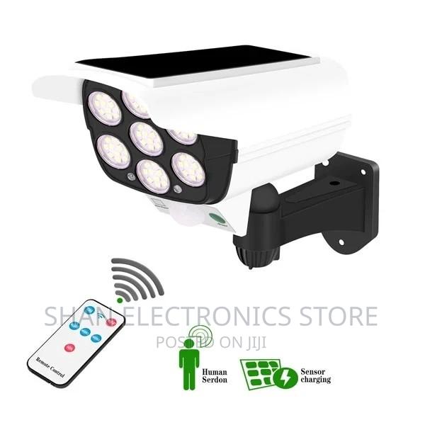 Innovatory Solar Powerful Dummy CCTV Motion Detection Lights - main view