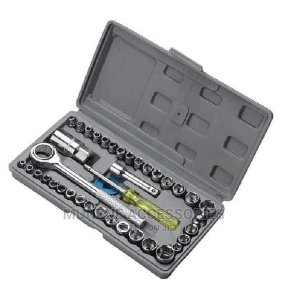 AIWA 40pc Socket Car Toolkit Ratchet Wrench Combination - thumbnail 3