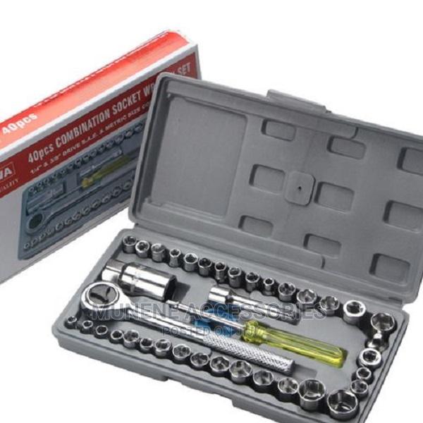 AIWA 40pc Socket Car Toolkit Ratchet Wrench Combination