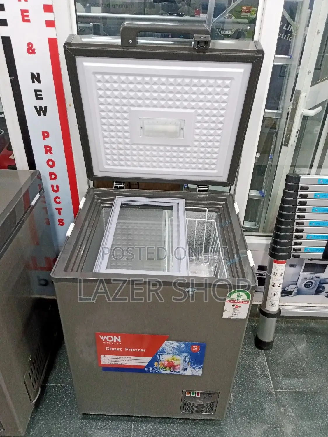 Von VAFC-12DUS Showcase Freezer - Grey