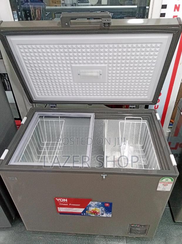 Von VAFC-33DUS Showcase Freezer - Grey - main view